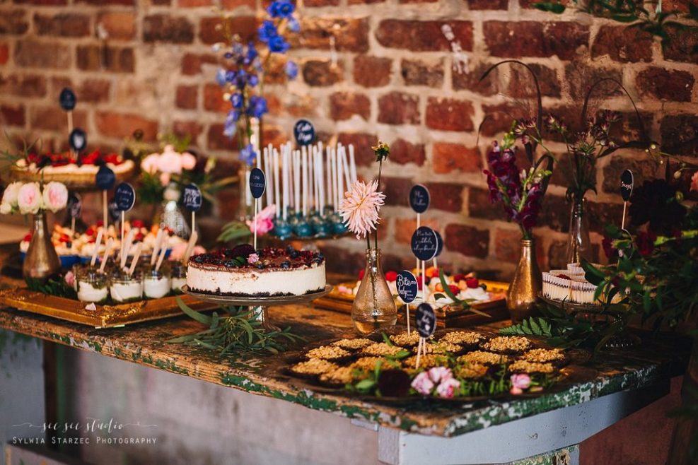 sweet table candybar cake krakow, wedding planner