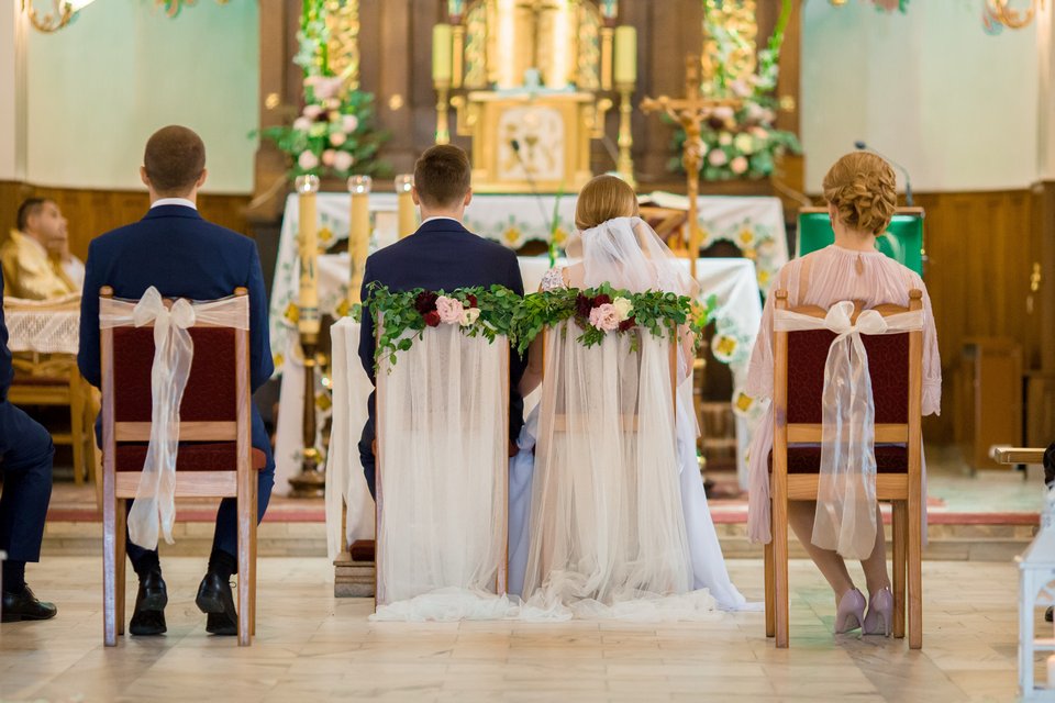 decorations in church, catholic regilious wedding, poland